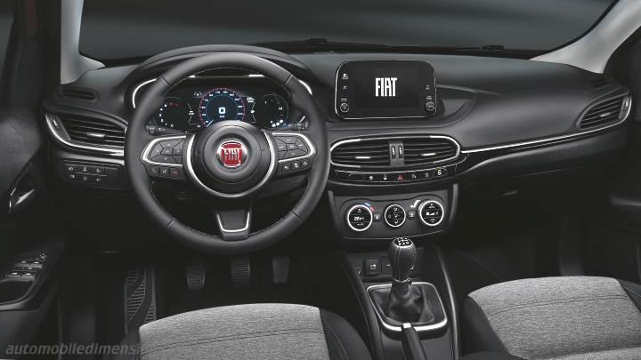 Fiat Tipo Cross 2021 instrumentbräda