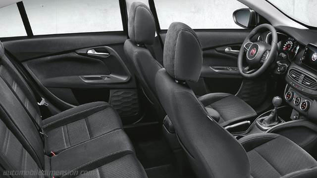 Fiat Tipo SW 2016 interior