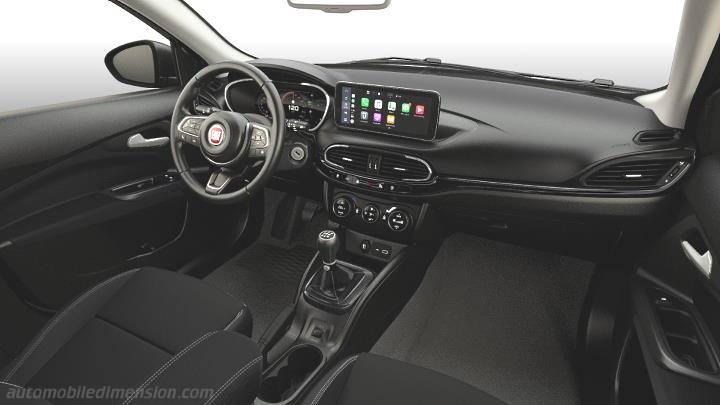 Fiat Tipo SW Cross 2022 instrumentbräda