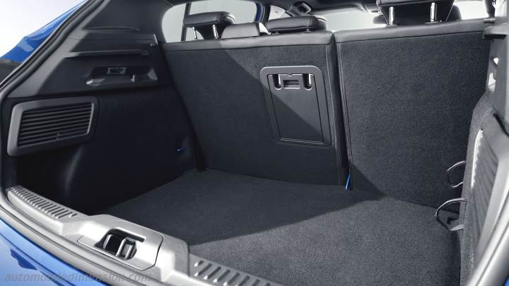 Ford Focus 2018 boot space