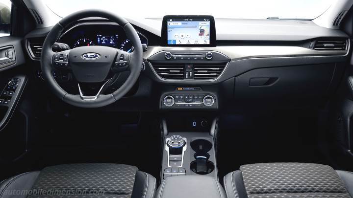 Ford Focus Sportbreak 2018 dashboard