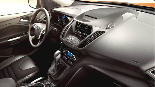 Ford Kuga 2013 dashboard