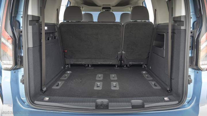 Ford Tourneo Connect 2022 boot space