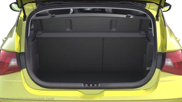 Hyundai i20 2023 boot space