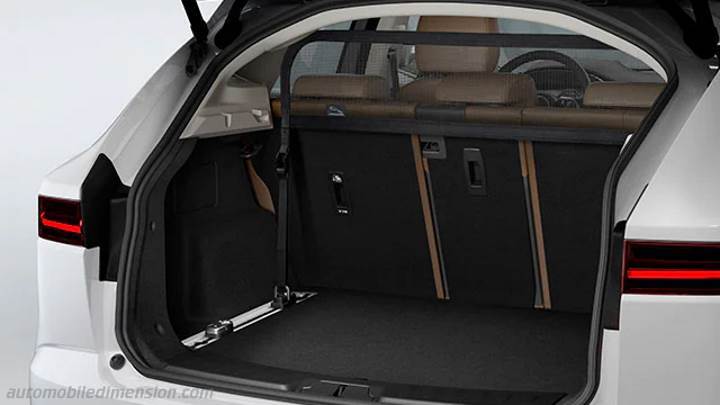 Jaguar E-PACE 2021 boot space