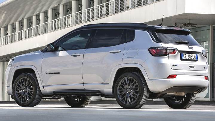 Jeep Compass 2021 boot space