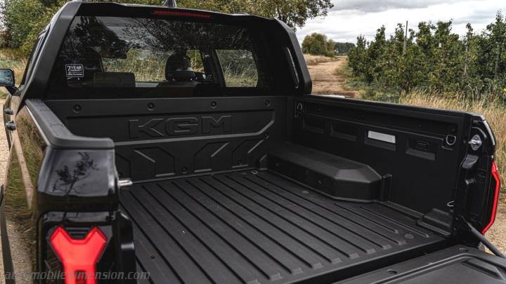 KGM Musso EVX 2026 boot space