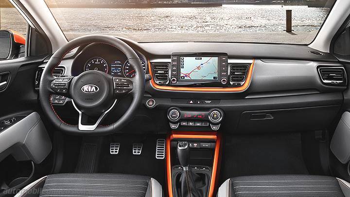 Kia Stonic 2018 instrumentbräda