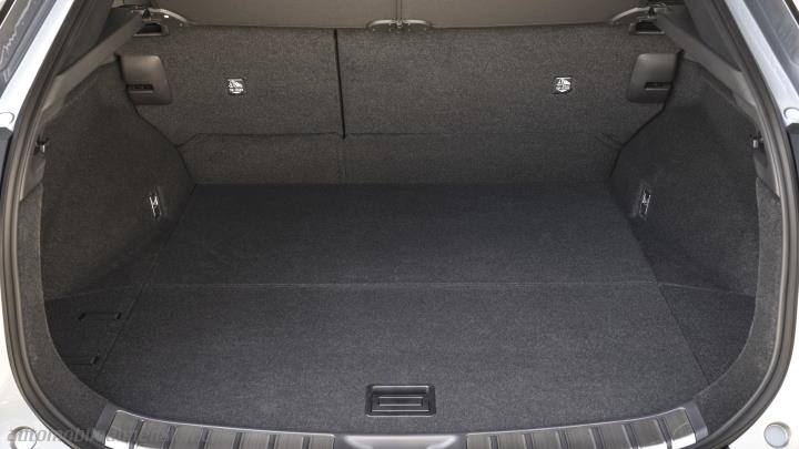 Lexus RZ 2026 bagageutrymme