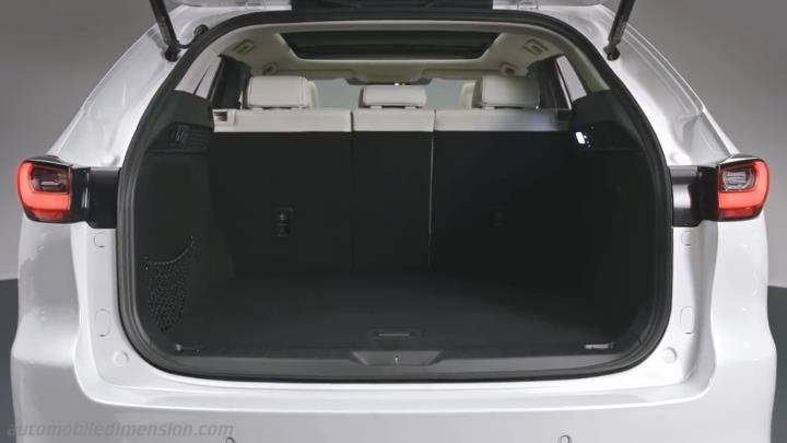 Mazda CX-60 2022 boot space