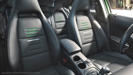 Mercedes-Benz A 2016 interieur