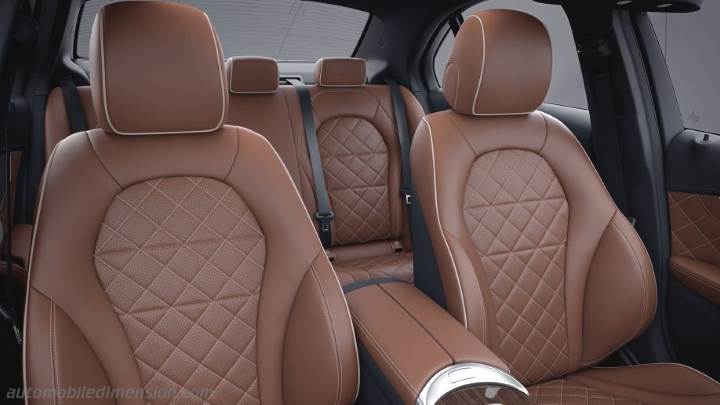 Mercedes-Benz C 2018 interior