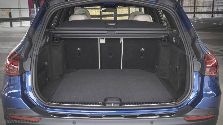 Mercedes-Benz C All-Terrain 2022 boot space