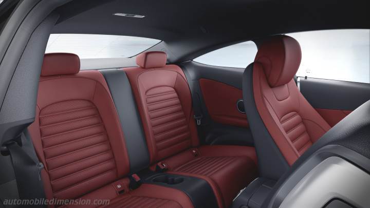 Mercedes-Benz C Coupé 2016 interieur