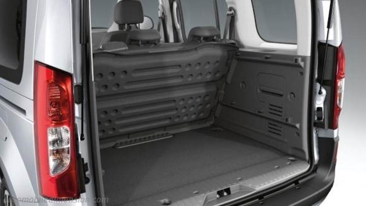 Mercedes-Benz Citan Tourer 2013 boot space