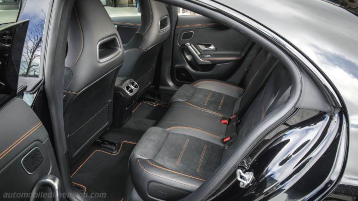 Mercedes-Benz CLA Coupé 2019 interior