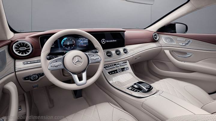 Mercedes-Benz CLS Coupé 2018 dashboard