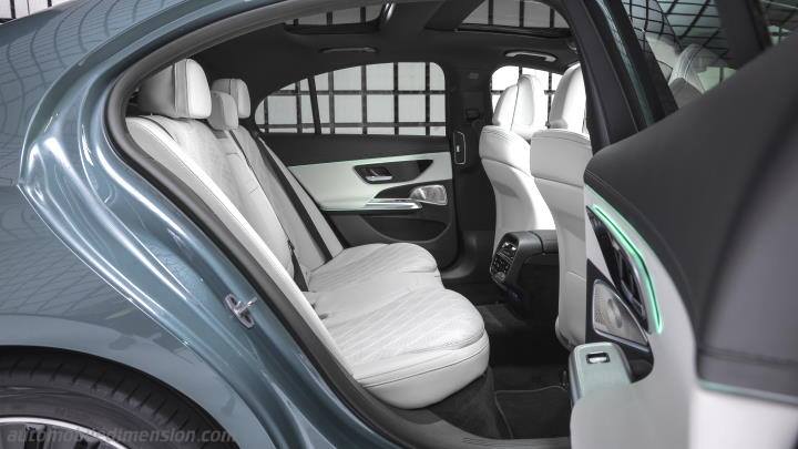 Mercedes-Benz E 2023 interieur