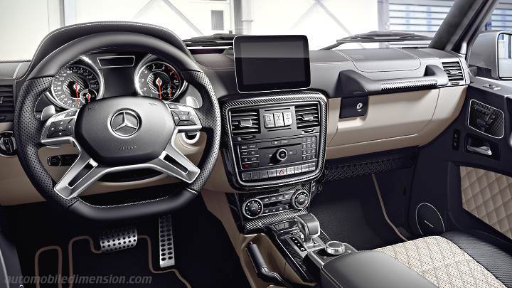 Mercedes-Benz G 2012 dashboard