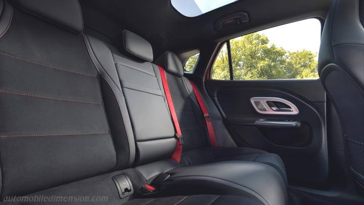 Mercedes-Benz GLA 2027 interior