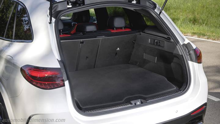 Mercedes-Benz GLC SUV 2023 boot space