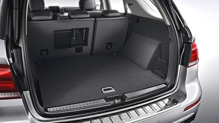 Mercedes-Benz GLE SUV 2015 boot space