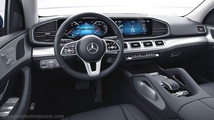Mercedes-Benz GLE SUV 2019 instrumentbräda