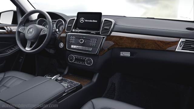 Mercedes-Benz GLS 2016 Armaturenbrett