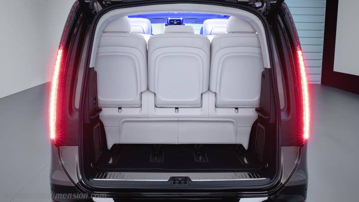 Mercedes-Benz VLE 2026 boot space