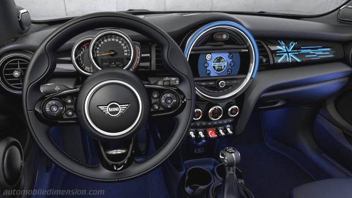 MINI 3-door 2018 dashboard