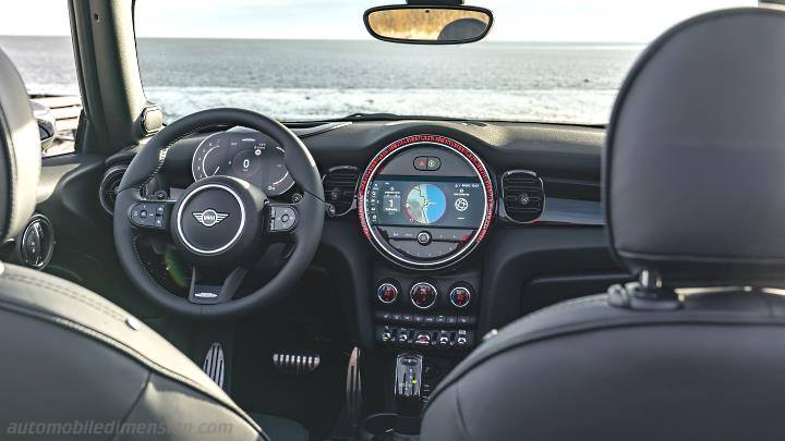 MINI Cabrio 2021 dashboard