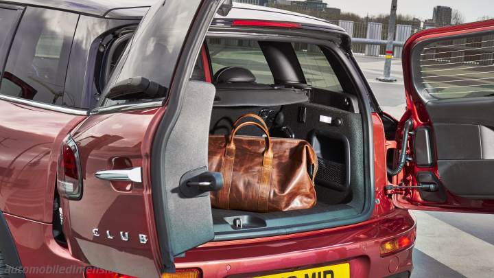 MINI Clubman 2019 boot space