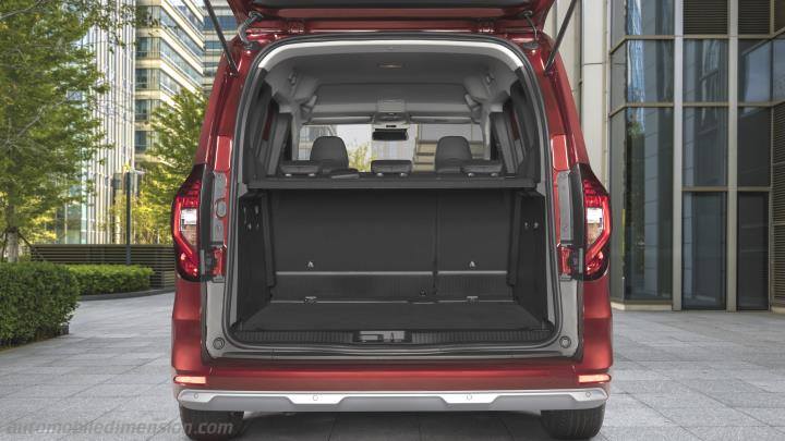 Nissan Townstar 2022 boot space