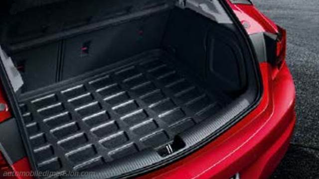 Opel Astra 2016 boot space