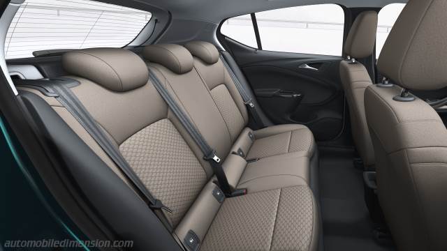 Opel Astra 2016 interior