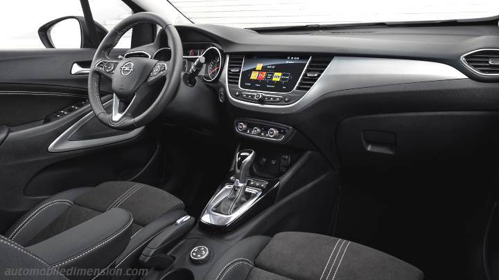 Opel Crossland 2021 dashboard