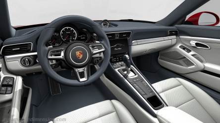 Porsche 911 Turbo 2016 dashboard