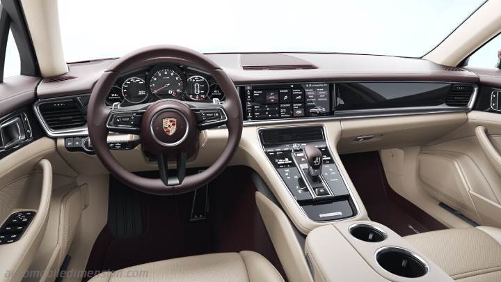 Porsche Panamera Executive 2021 dashboard