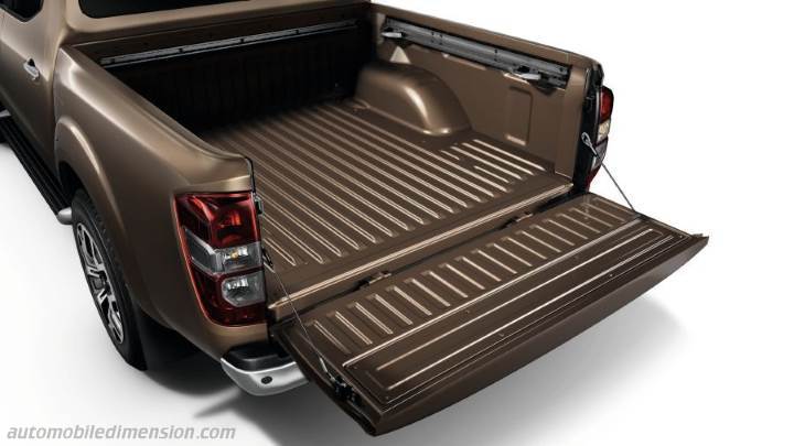 Renault Alaskan 2017 boot space