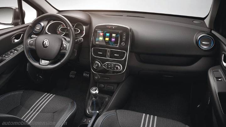 Renault Clio Sport Tourer 2016 dashboard