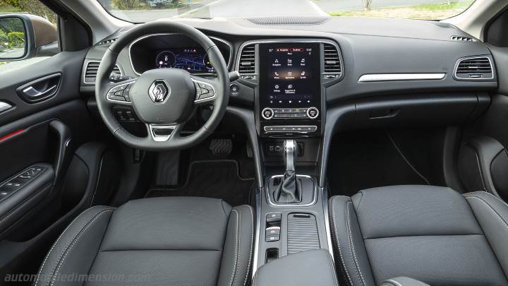 Renault Megane 2020 dashboard