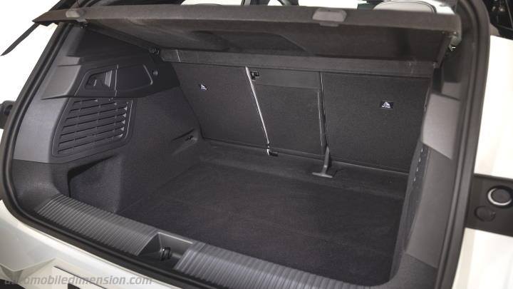 Renault Scenic E-Tech 2024 boot space