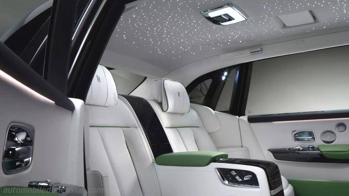 Rolls-Royce Phantom Extended 2018 interiör
