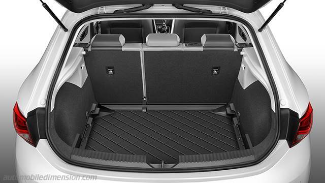 Seat Leon 5p 2012 boot space