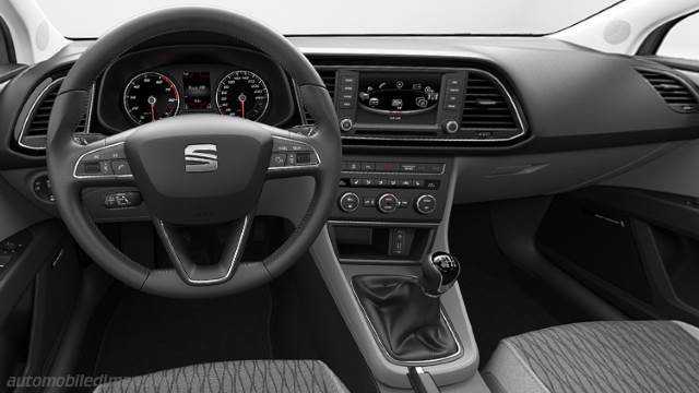 Seat Leon 5p 2012 dashboard