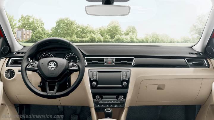 Skoda Spaceback 2013 dashboard