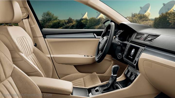 Intérieur Skoda Superb 2015