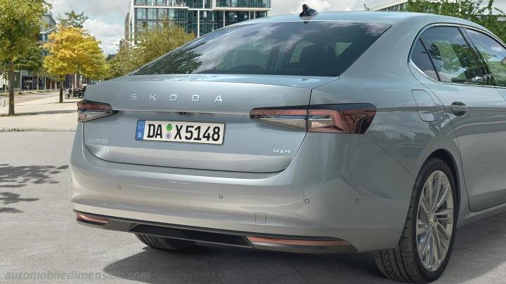 Skoda Superb 2024 kofferbak