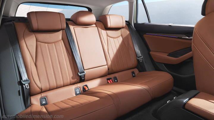 Skoda Superb Combi 2024 interieur