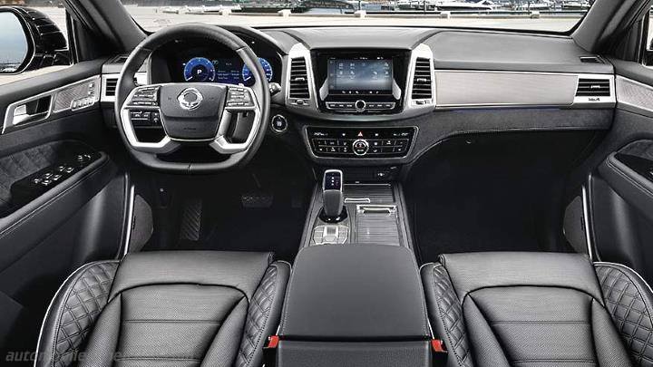 SsangYong Rexton 2022 dashboard